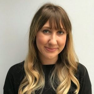 Meet your Posher, Bee